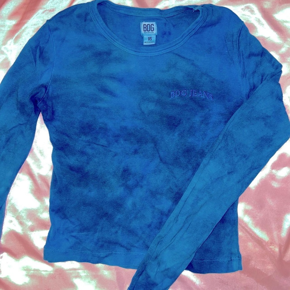 BDG long sleeve tie dye shirt